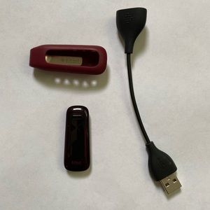 💰SOLD💰 Fitbit Inspire - Set with Charger & Clip
